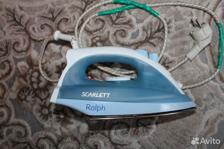 Продаётся утюг Scarlett Ralph model: SC-1131S
