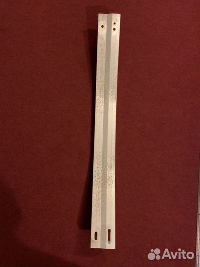 Усилитель бампера Тойота Хайлендер