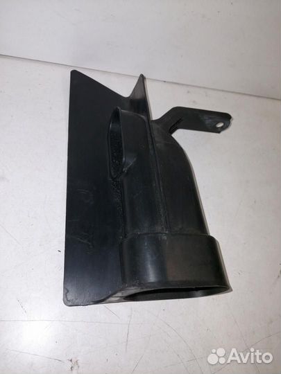 Воздуховод Toyota Prius 2 NHW20 (2003 - 2011)