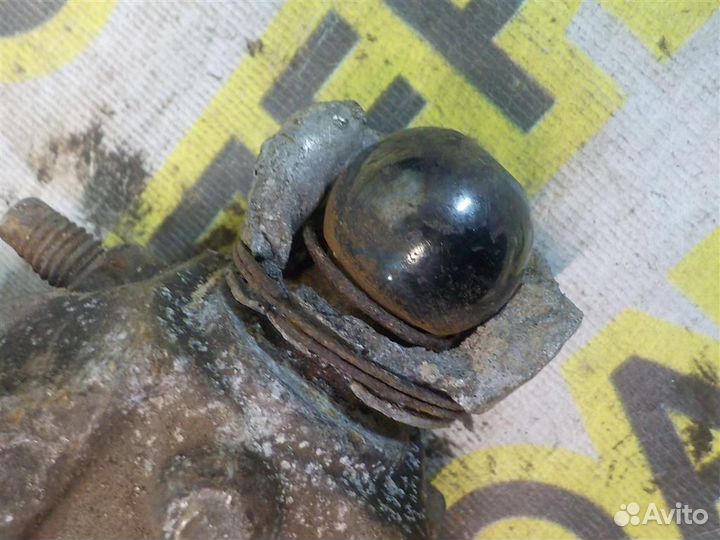 Кулак поворотный передний левый Chevrolet Cruze 2