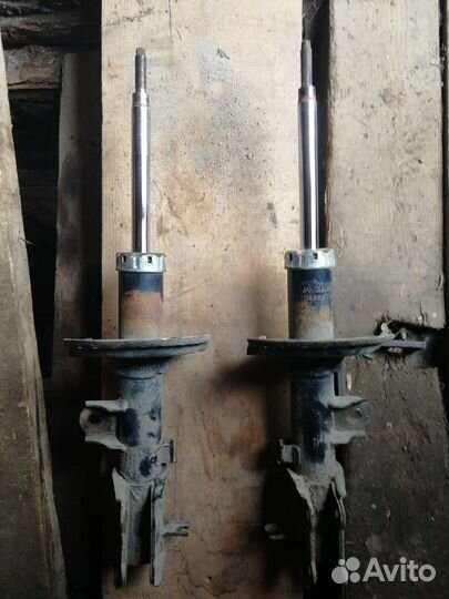 Амортизатор kia rio 3