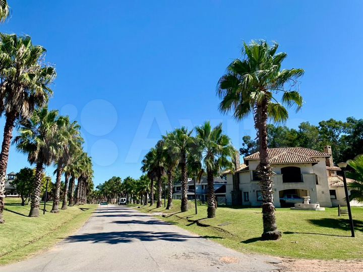 Участок 1000 м²