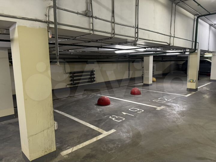 Машиноместо