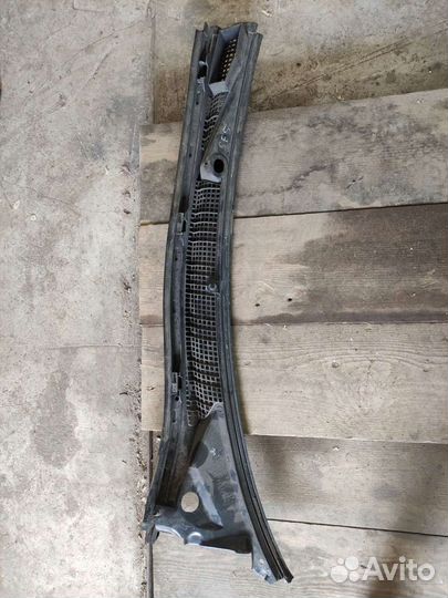 Жабо subaru forester SF5