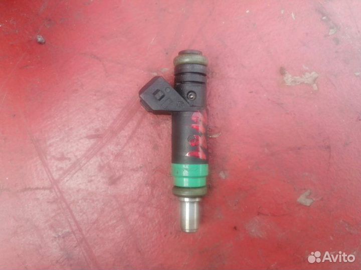 Форсунка топливная Ford Focus 2 hwda 1.6 zetec