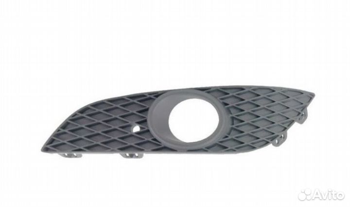 Оправа туманки Opel Astra 07-14