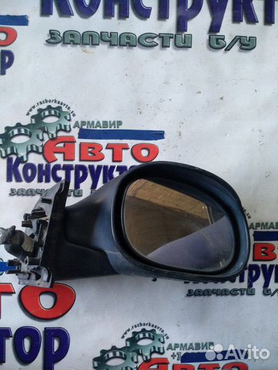 Зеркало заднего вида боковое правое Citroen C3