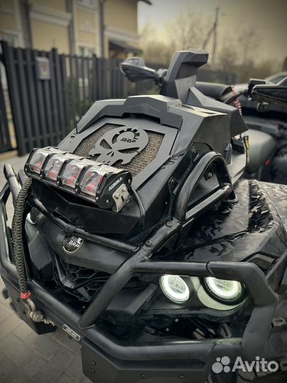 BRP CAN AM 1000r