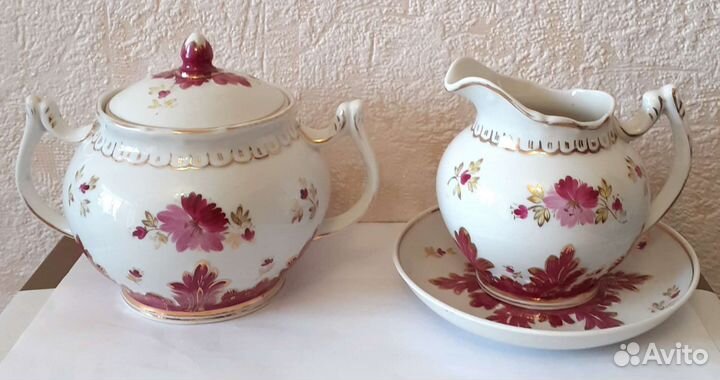 Сахарница, молочник. Фарфор. Вербилки