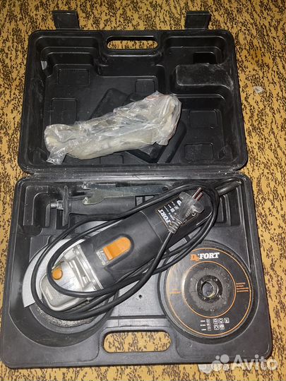 Шлифовальная машинка