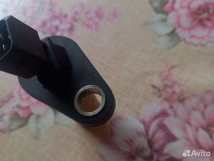 Датчик положения распредвала ford mondeo 1