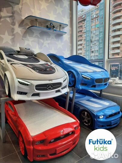 Кровати машины