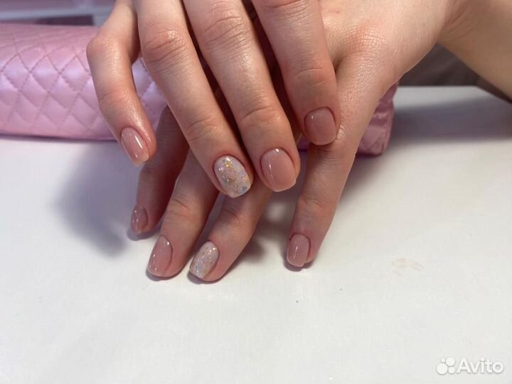 Маникюр и педикюр