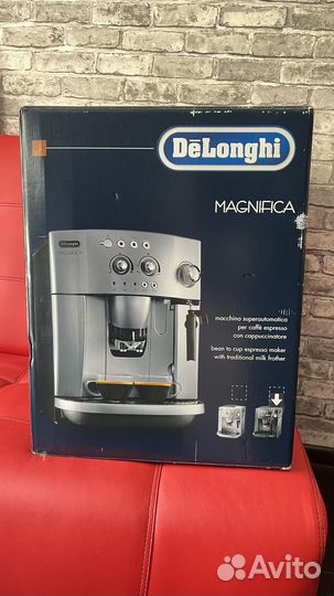 Кофемашина delonghi magnifica