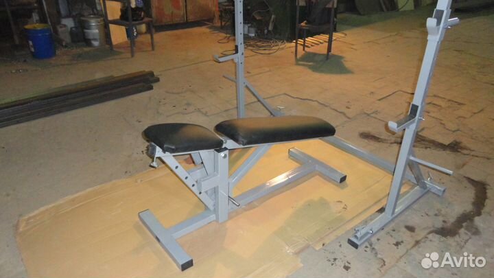 Скамья и стойка для штанги