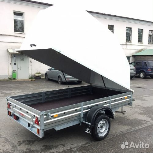 Прицеп с пластиковой крышкой от мзса
