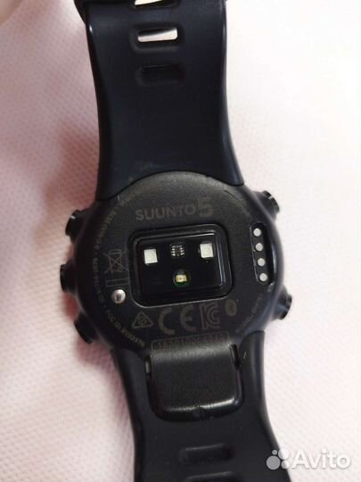 Часы Suunto 5
