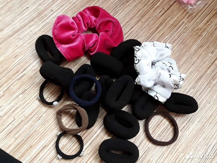 Заколки, ободки, резинки для волос.Новые