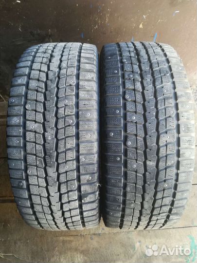 Dunlop SP Winter Ice 01 215/55 R16