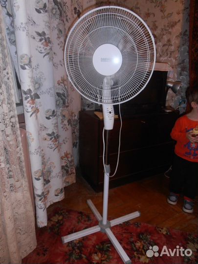 Вентилятор напольный Daewoo 16