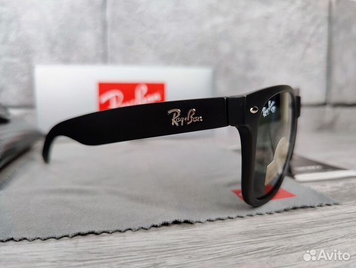 Солнцезащитные очки Ray Ban Wayfarer Стекло