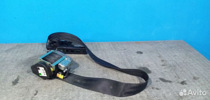 Ремень безопасности передний правый Skoda Rapid