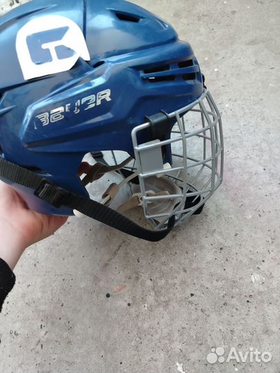 Хоккейный шлем bauer