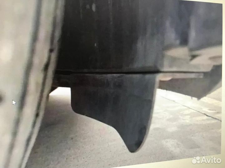 Накладка на подкрылок, брызговик Geely Monjaro