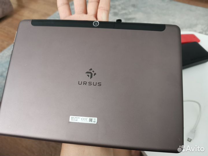 Планшет для вашего ребёнка) с хорошим экраном