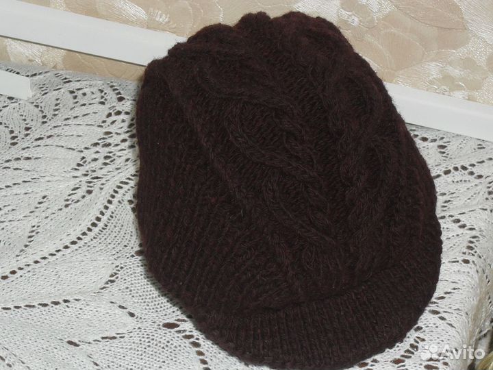 Вязаная кепка-реглан женская