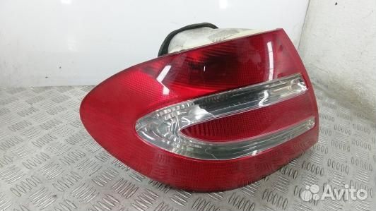 Фонарь задний левый mercedes benz CLK C209 (OBN05M