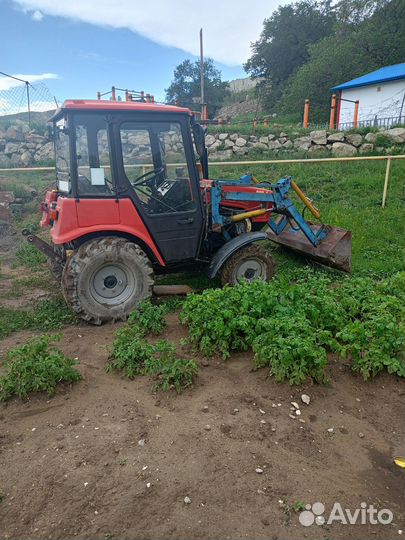 Трактор МТЗ (Беларус) 320 с КУН, 2012