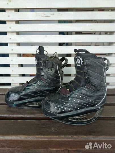 Крепления жен Slingshot Jewel US7 (used) вейкборд