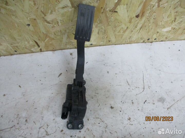 Педаль газа Форд Фокус 2 1,6 мкпп,рестайлинг