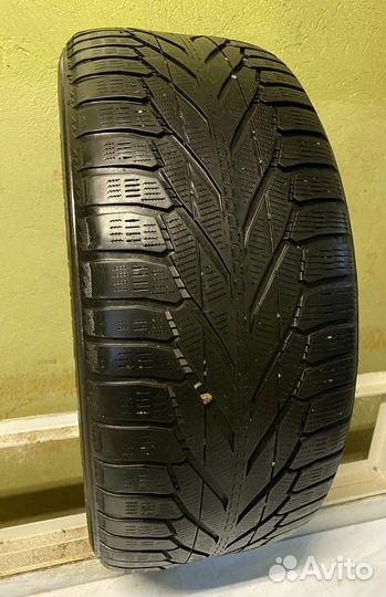 Nokian Tyres Hakkapeliitta R2 275/50 R20 113R