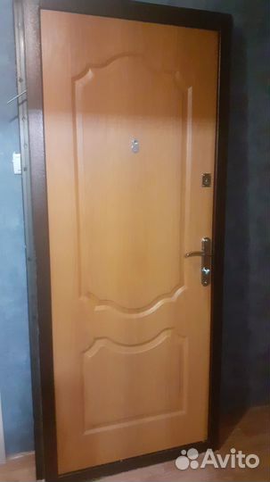 Дверь входная металлическая