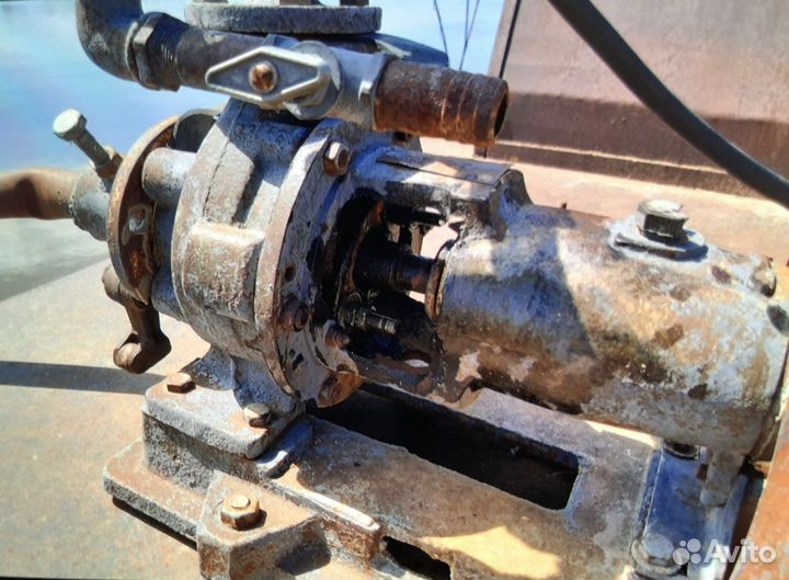 Водяной насос (поливной)