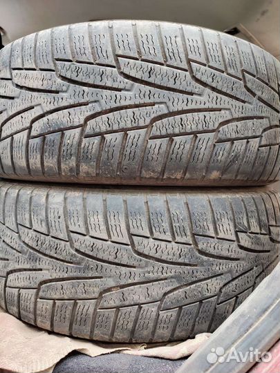 Kumho I'Zen KW31 215/60 R16