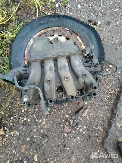 Коллектор впускной Opel Astra H