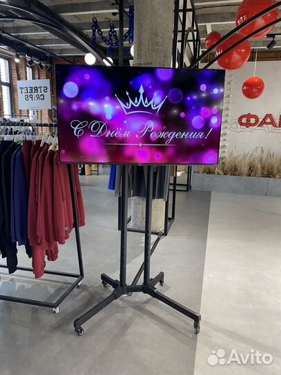 Аренда телевизоров на стойках и экраны