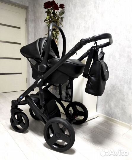 Коляска 3 в 1 Эко кожа отличное состояние