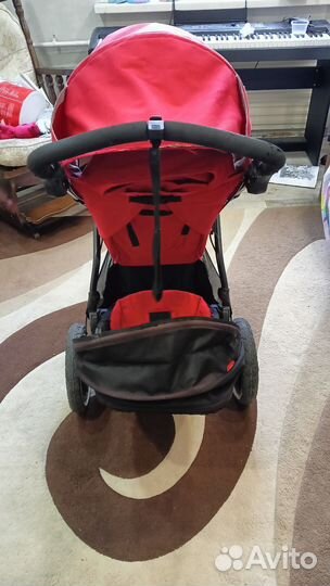 Двухместная коляска