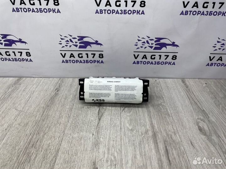 Подушка безопасности в торпедо Audi A4 B8 cgka 2.7