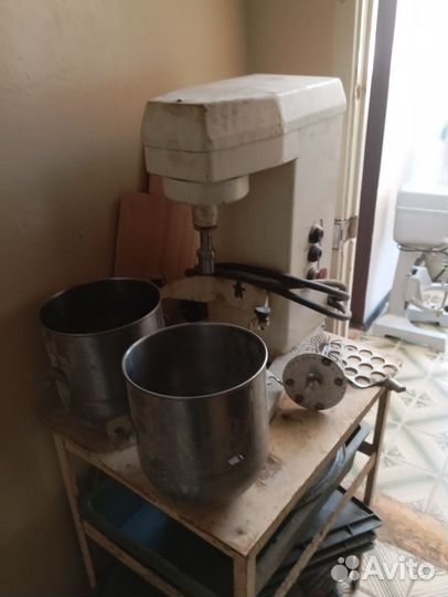 Взбивальная машина