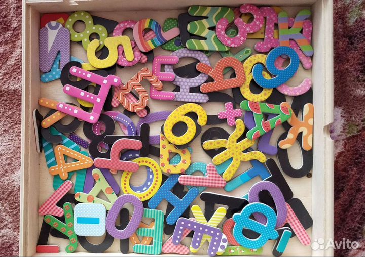 Касса букв и цифр с магнитной доской