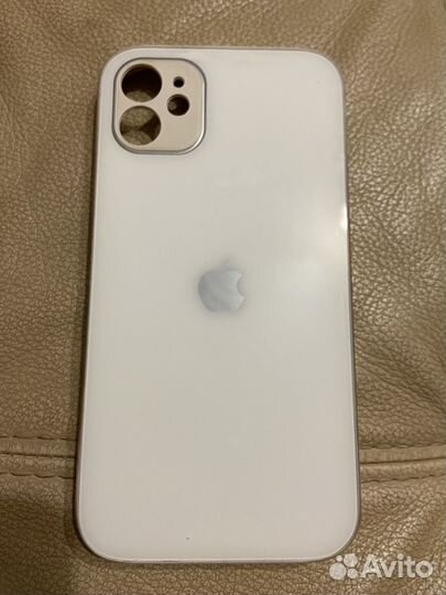 Чехол на iPhone 11