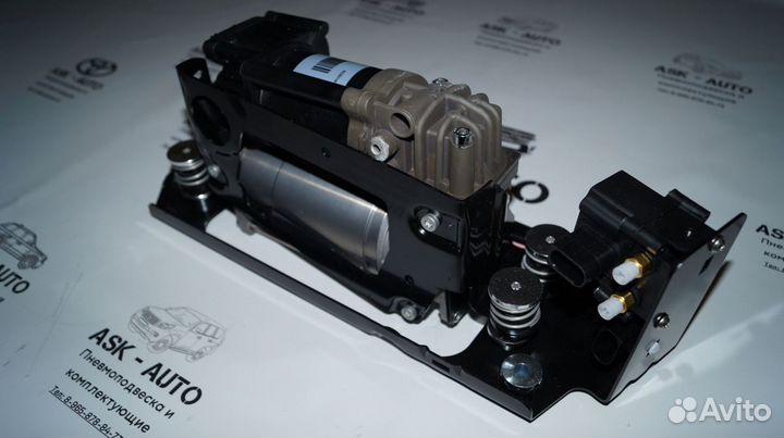 Компрессор пневмоподвески BMW F01 F02 F11 F07