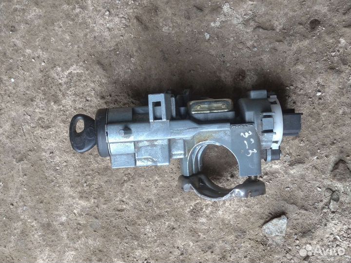 Замок зажигания Мазда 323