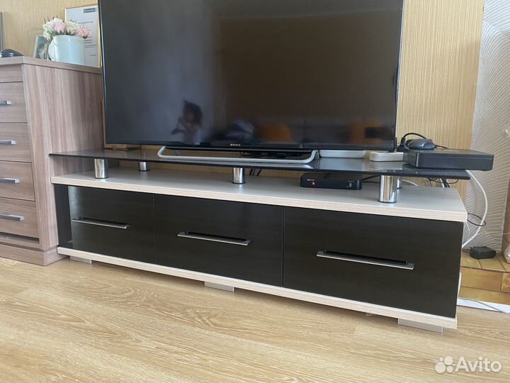 Тумба под тв