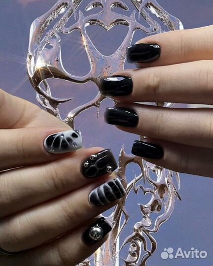 Мастер маникюра